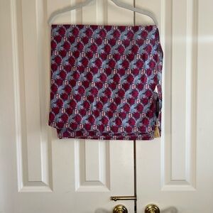 🌻3 for $21. Izzy & Liv Bridgerton Netflix Pink and Blue Patterned Scarf